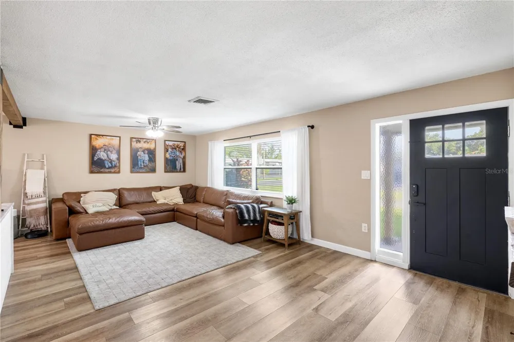 6623 12TH TERRACE St Petersburg, FL 33710