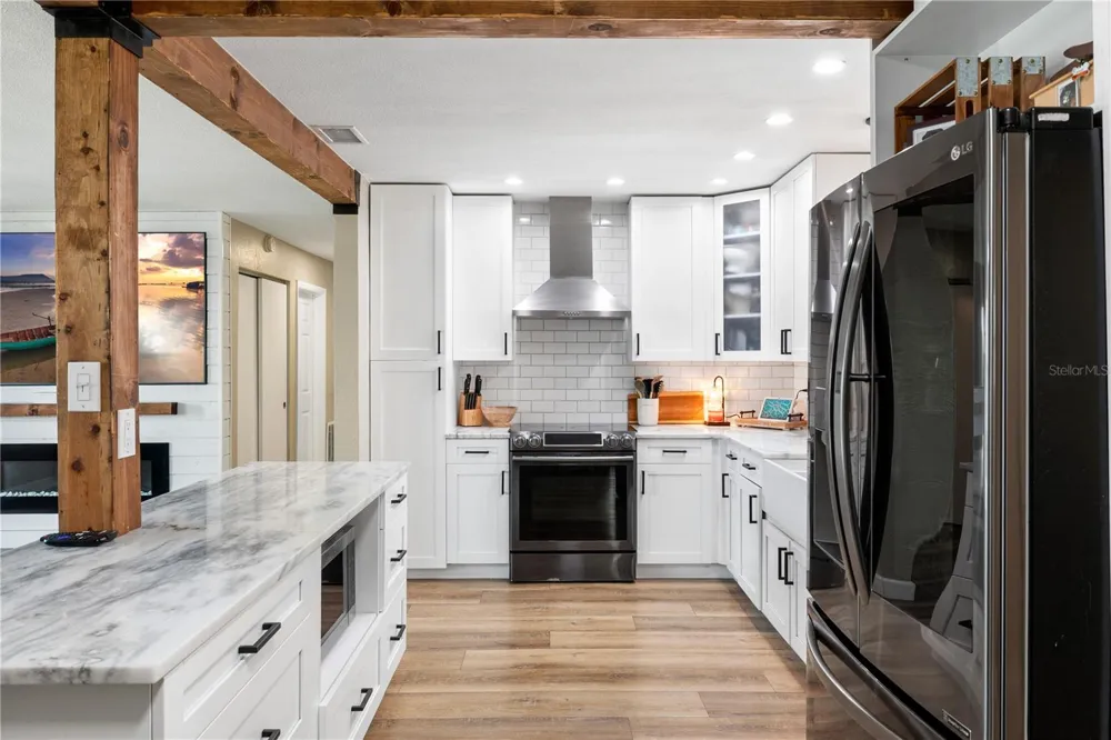 6623 12TH TERRACE St Petersburg, FL 33710