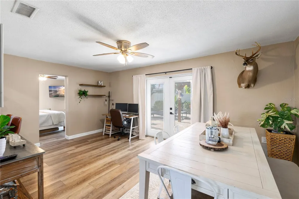 6623 12TH TERRACE St Petersburg, FL 33710