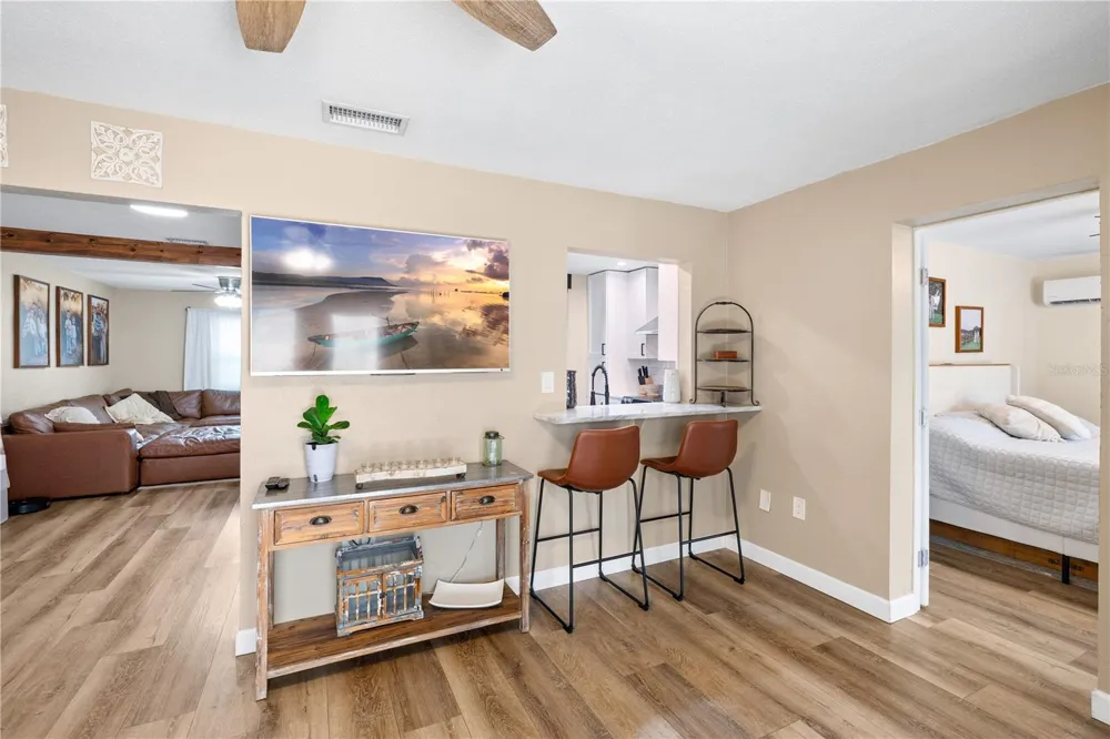 6623 12TH TERRACE St Petersburg, FL 33710