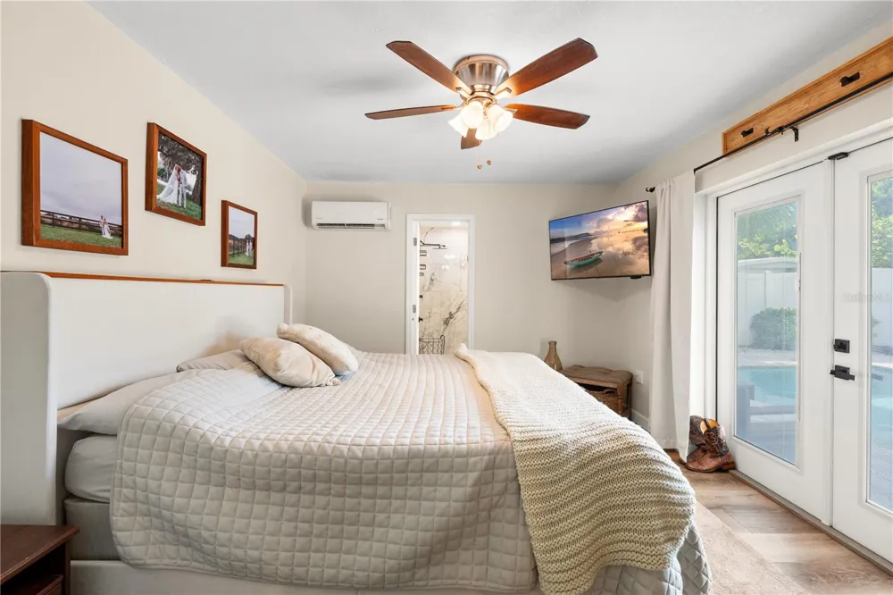 6623 12TH TERRACE St Petersburg, FL 33710