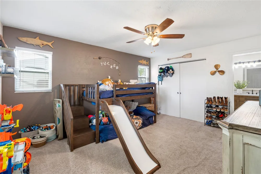 6623 12TH TERRACE St Petersburg, FL 33710