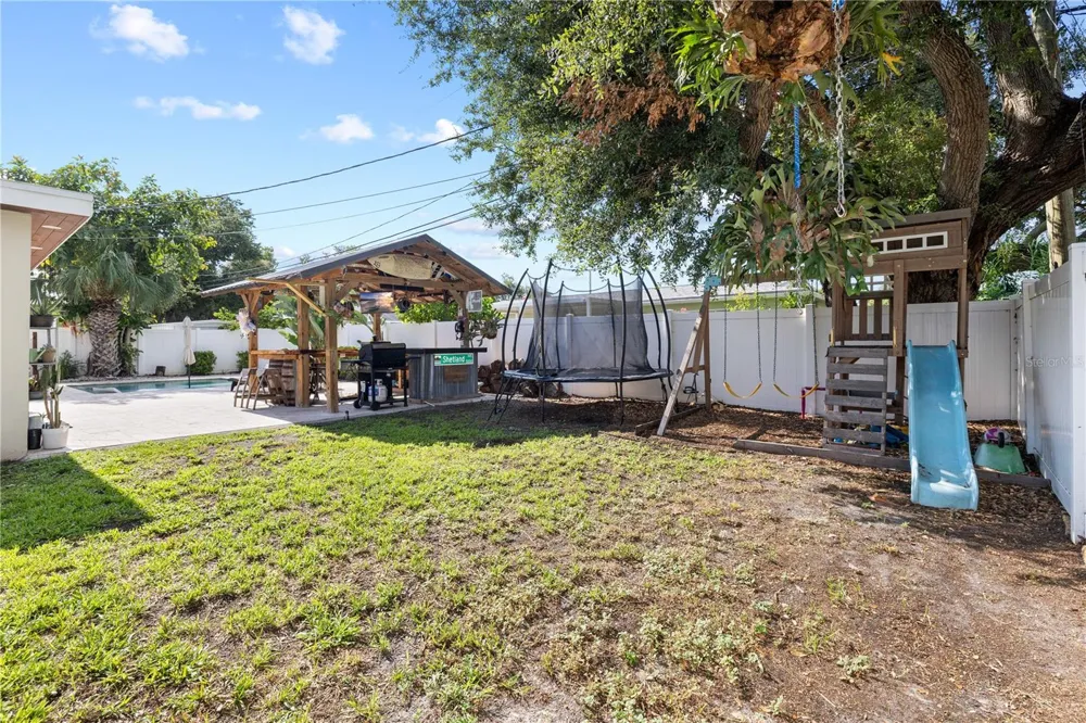 6623 12TH TERRACE St Petersburg, FL 33710