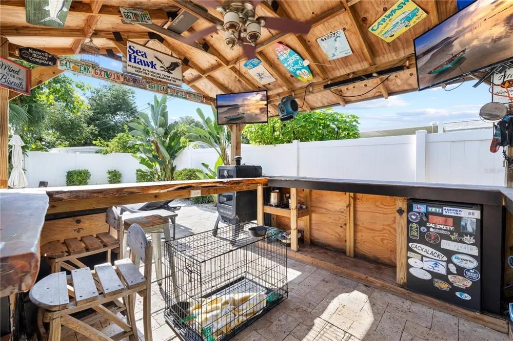 6623 12TH TERRACE St Petersburg, FL 33710