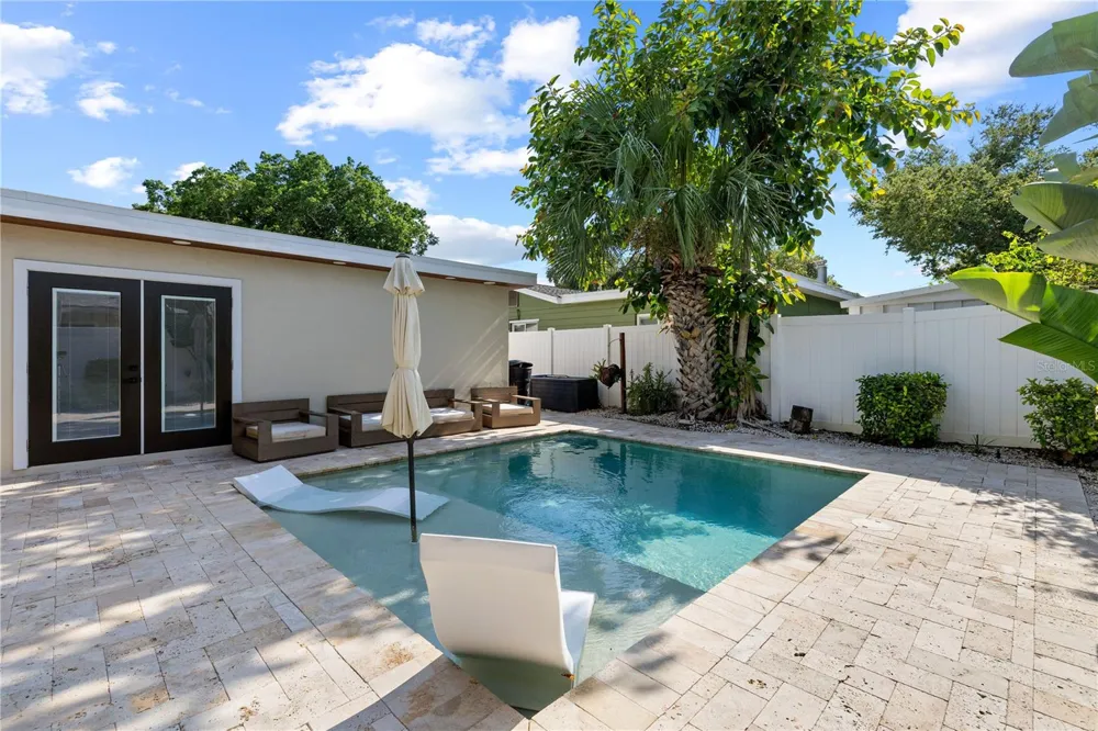 6623 12TH TERRACE St Petersburg, FL 33710