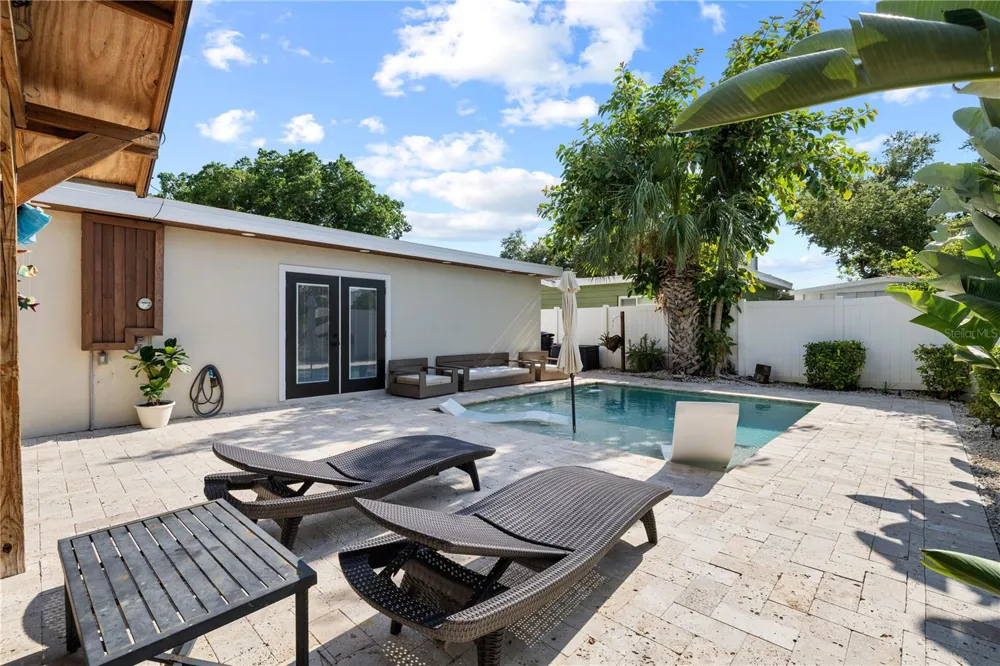 6623 12TH TERRACE St Petersburg, FL 33710