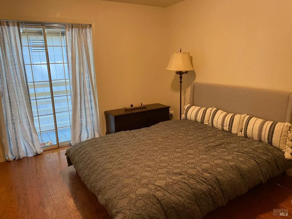 2441 Buckeye Road Willits, CA 95490