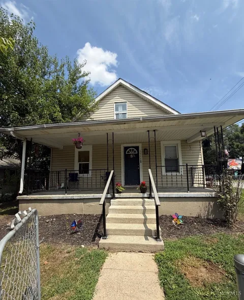 1717 Sheridan Ave