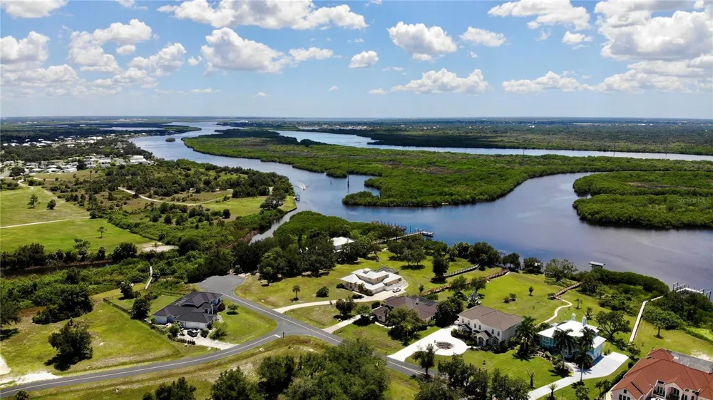 530 WOODSTORK LANE Punta Gorda, FL 33982