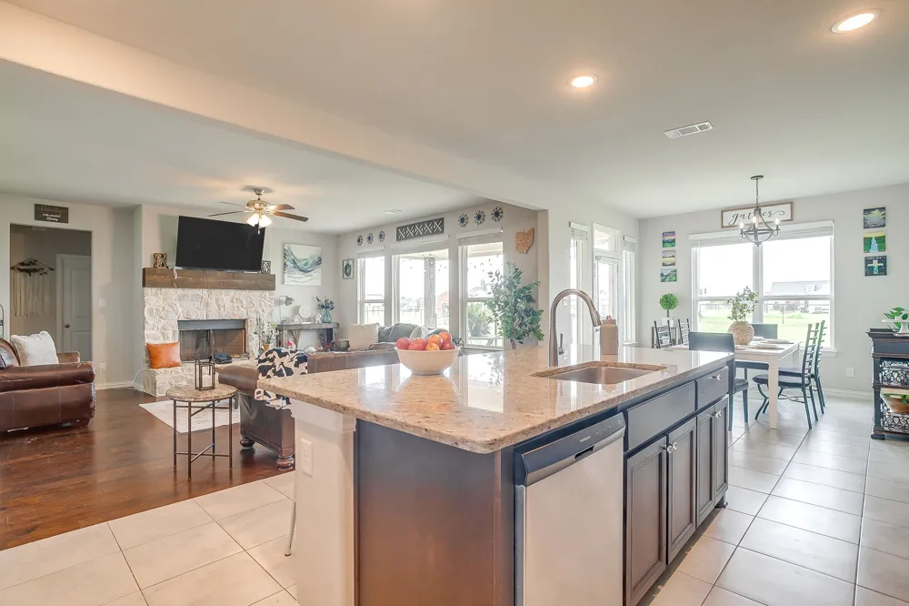 6316 Rhoden Avenue Godley, TX 76044