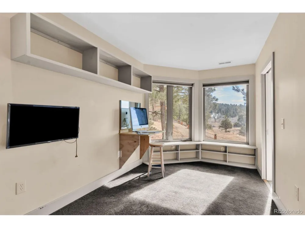 1564 Larkspur Lane Westcliffe, CO 81252