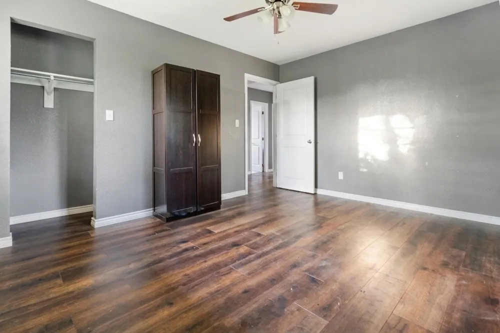 704 E Grand Street Whitewright, TX 75491