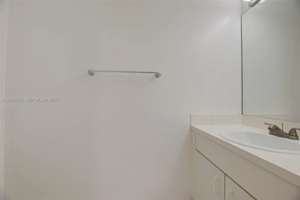 728 SW 122nd Ave Pembroke Pines, FL 33025