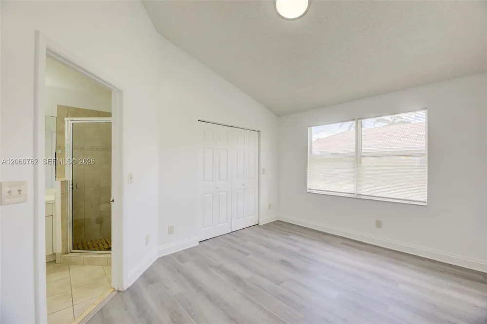 728 SW 122nd Ave Pembroke Pines, FL 33025
