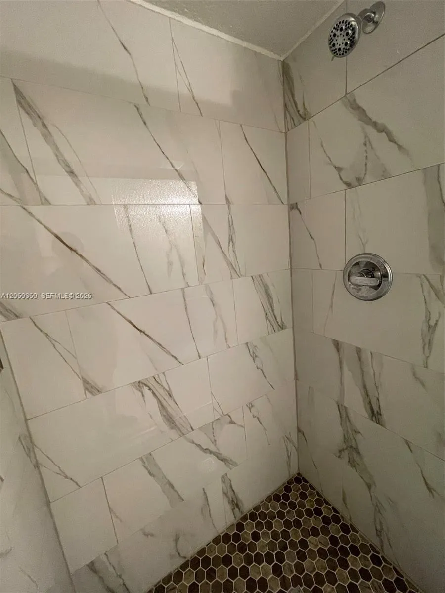 16240 Laurel Dr #101 Weston, FL 33326