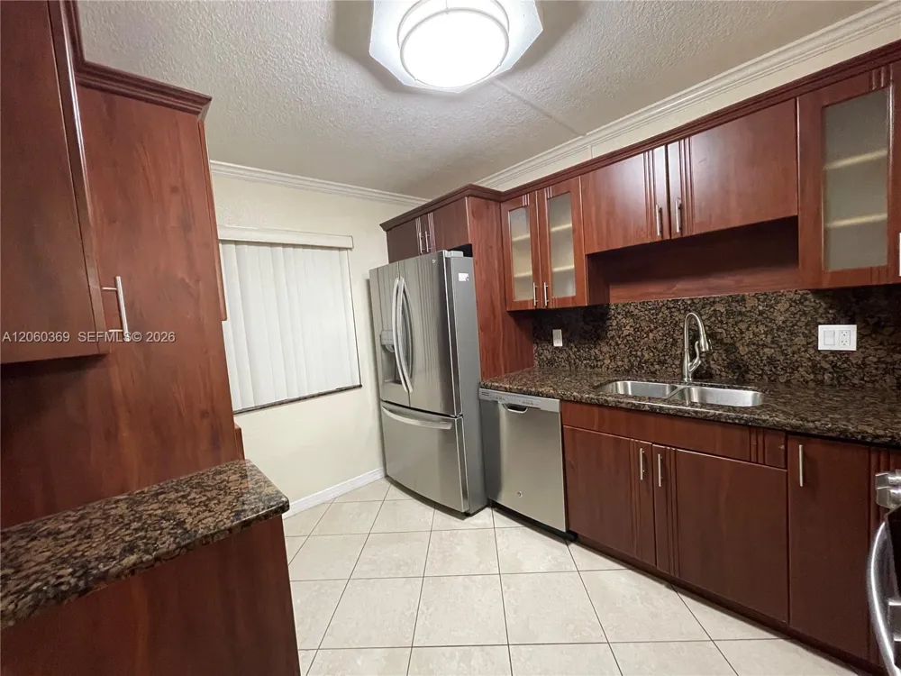 16240 Laurel Dr #101 Weston, FL 33326