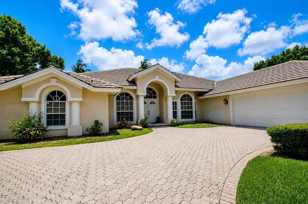 1542 SW JASMINE Trace Palm City, FL 34990