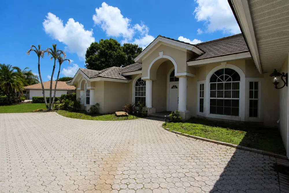 1542 SW JASMINE Trace Palm City, FL 34990