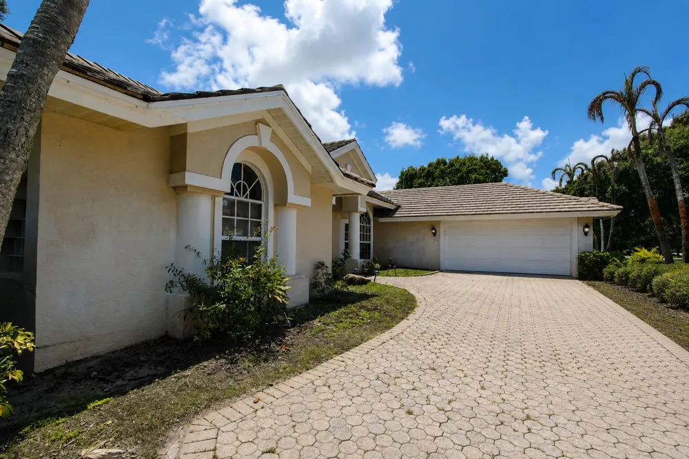 1542 SW JASMINE Trace Palm City, FL 34990