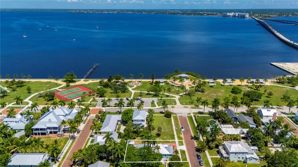 115 GILL STREET Punta Gorda, FL 33950