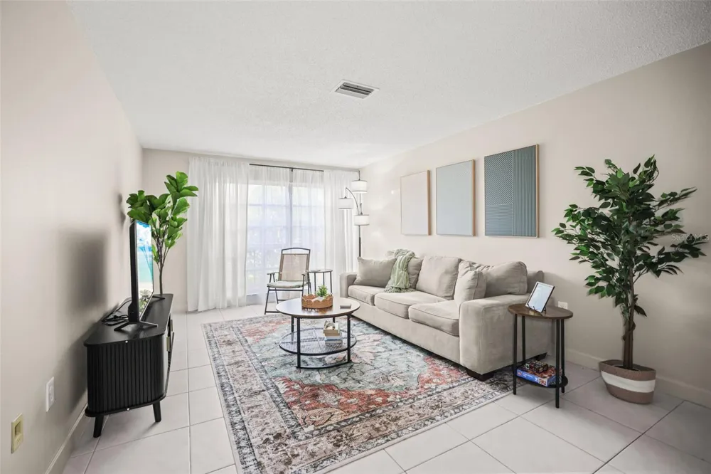 2700 BAYSHORE BOULEVARD #2110 Dunedin, FL 34698