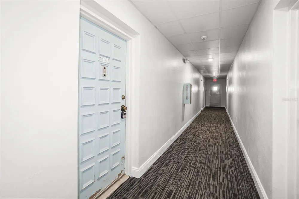 2700 BAYSHORE BOULEVARD #2110 Dunedin, FL 34698
