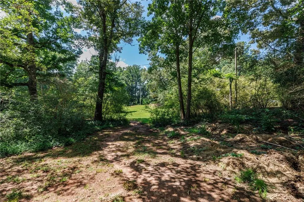 2140 Wilkie Road Alpharetta, GA 30004