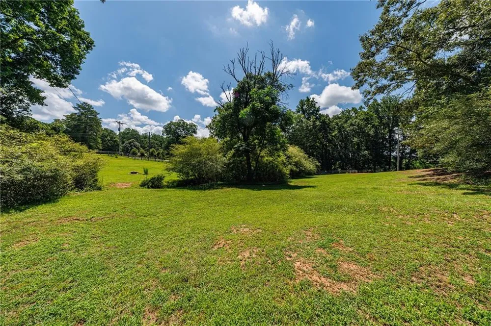 2140 Wilkie Road Alpharetta, GA 30004
