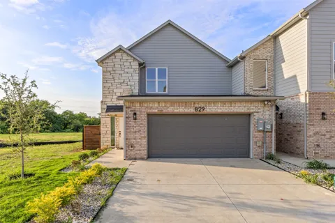 829 Premier Parkway