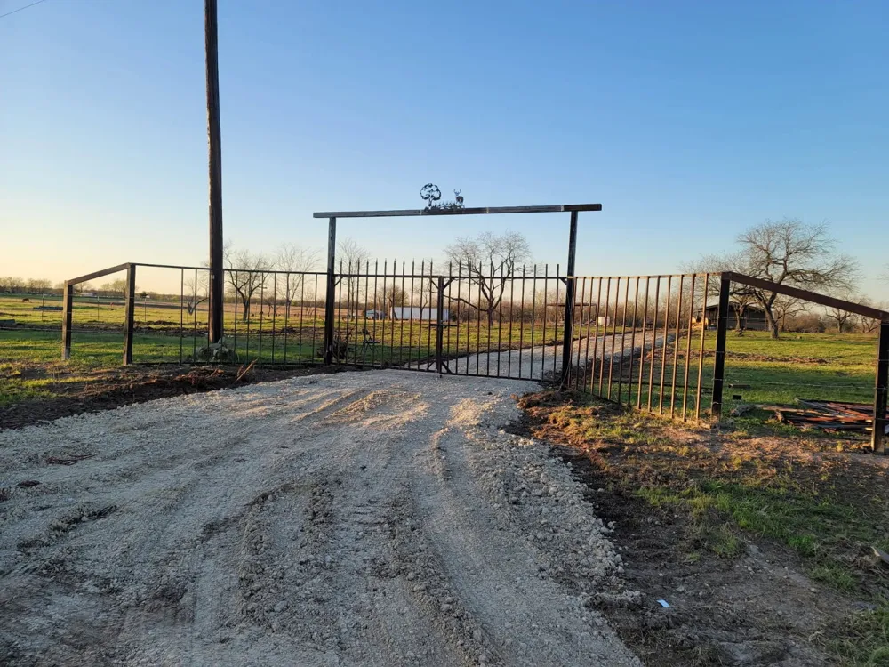 1118 SW County Road #2360 Streetman, TX 75859