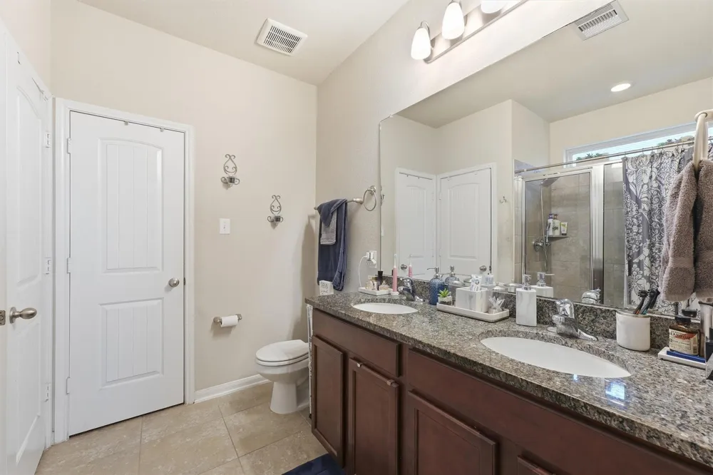 138 Bayside Crossing Drive La Porte, TX 77571