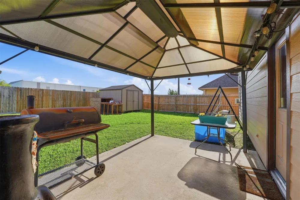138 Bayside Crossing Drive La Porte, TX 77571