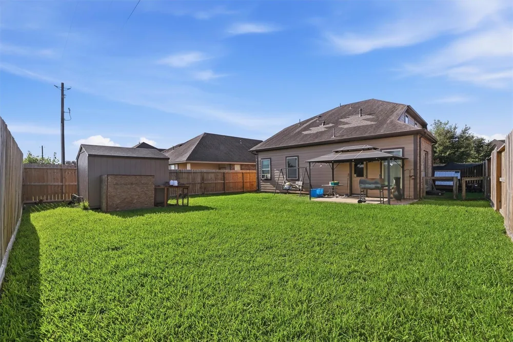 138 Bayside Crossing Drive La Porte, TX 77571