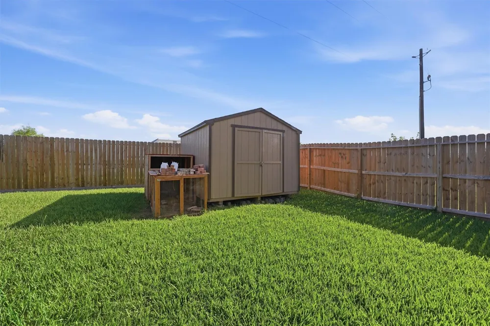 138 Bayside Crossing Drive La Porte, TX 77571