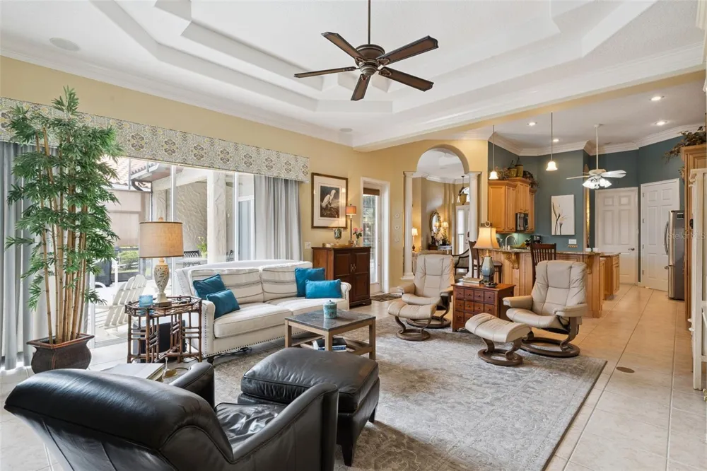 9939 SANTA BARBARA COURT Howey In The Hills, FL 34737