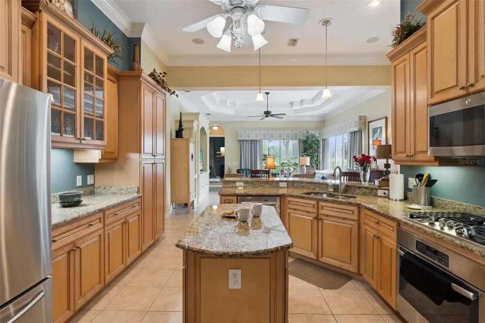 9939 SANTA BARBARA COURT Howey In The Hills, FL 34737