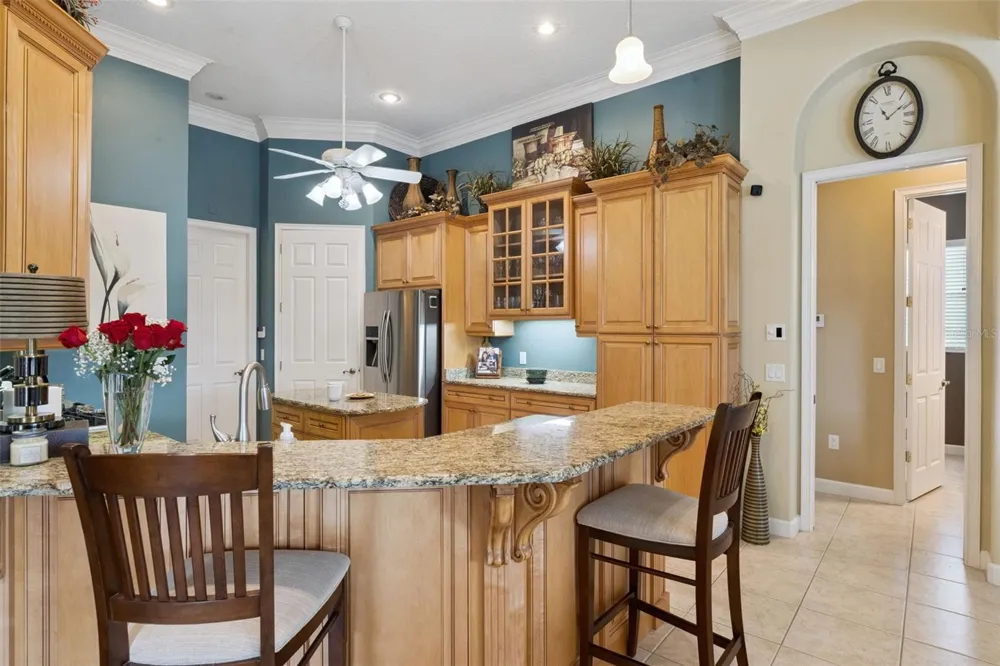 9939 SANTA BARBARA COURT Howey In The Hills, FL 34737