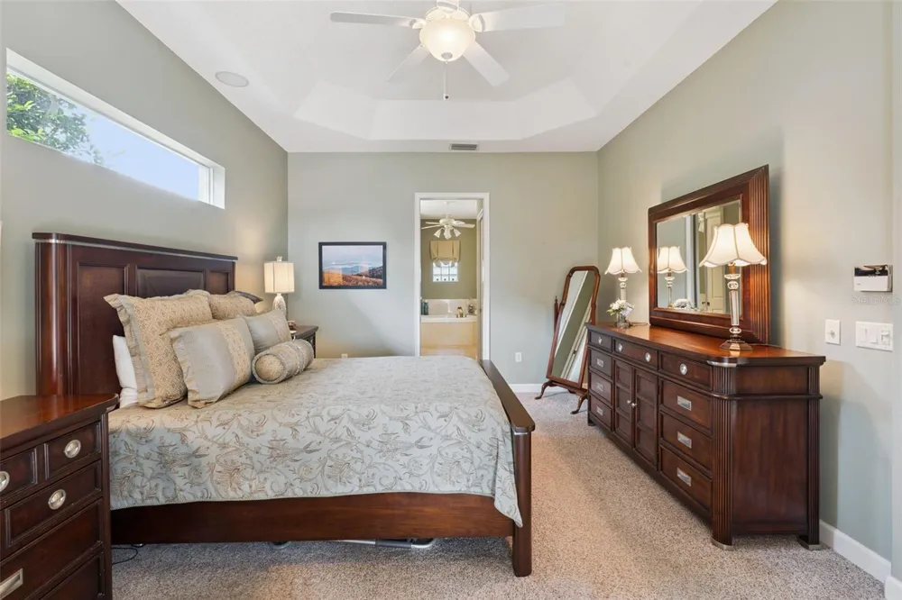 9939 SANTA BARBARA COURT Howey In The Hills, FL 34737