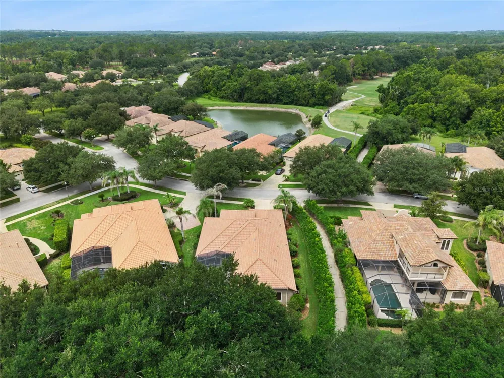 9939 SANTA BARBARA COURT Howey In The Hills, FL 34737