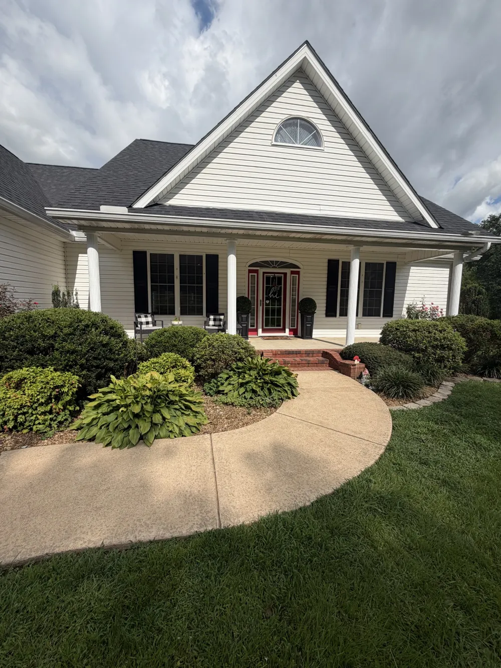 390 Carmen Dr Paris, TN 38242