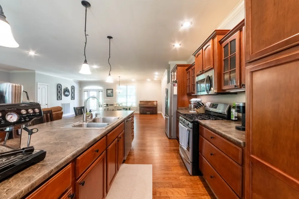 390 Carmen Dr Paris, TN 38242