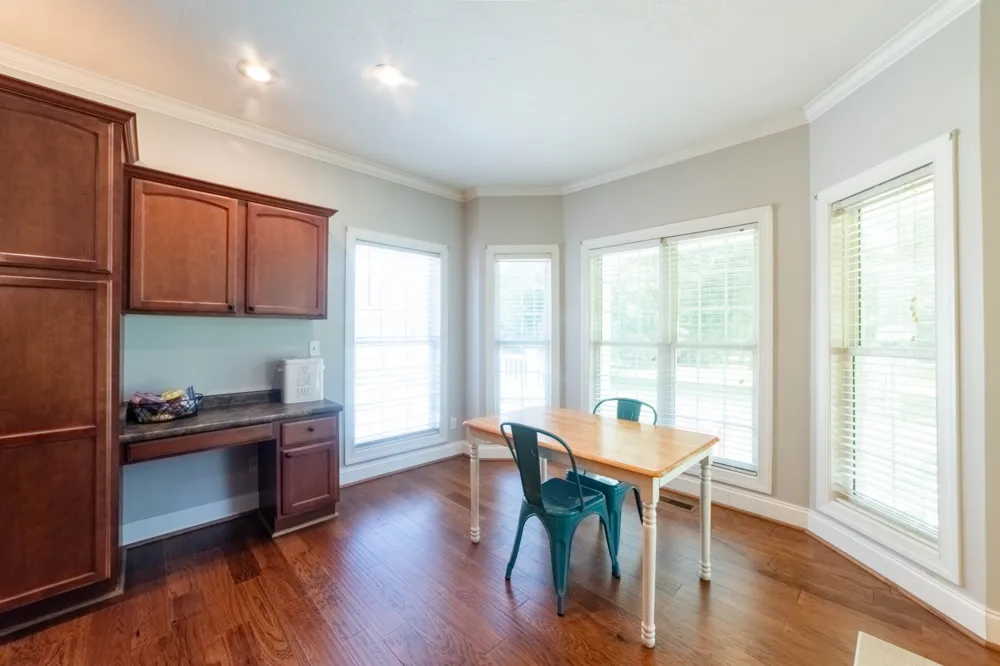 390 Carmen Dr Paris, TN 38242