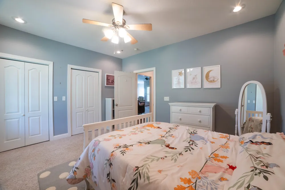 390 Carmen Dr Paris, TN 38242