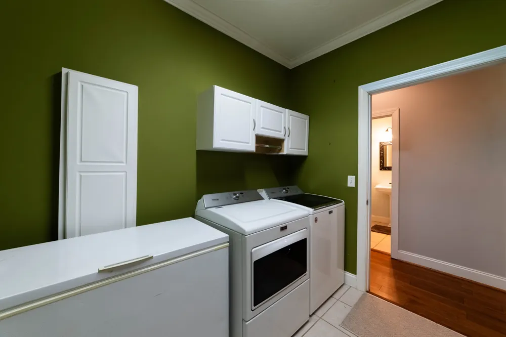 390 Carmen Dr Paris, TN 38242