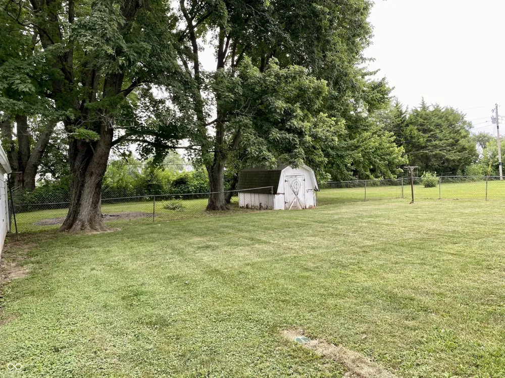 78 W Us Highway 136 Lizton, IN 46149