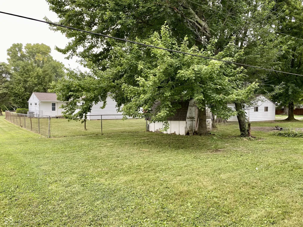 78 W Us Highway 136 Lizton, IN 46149