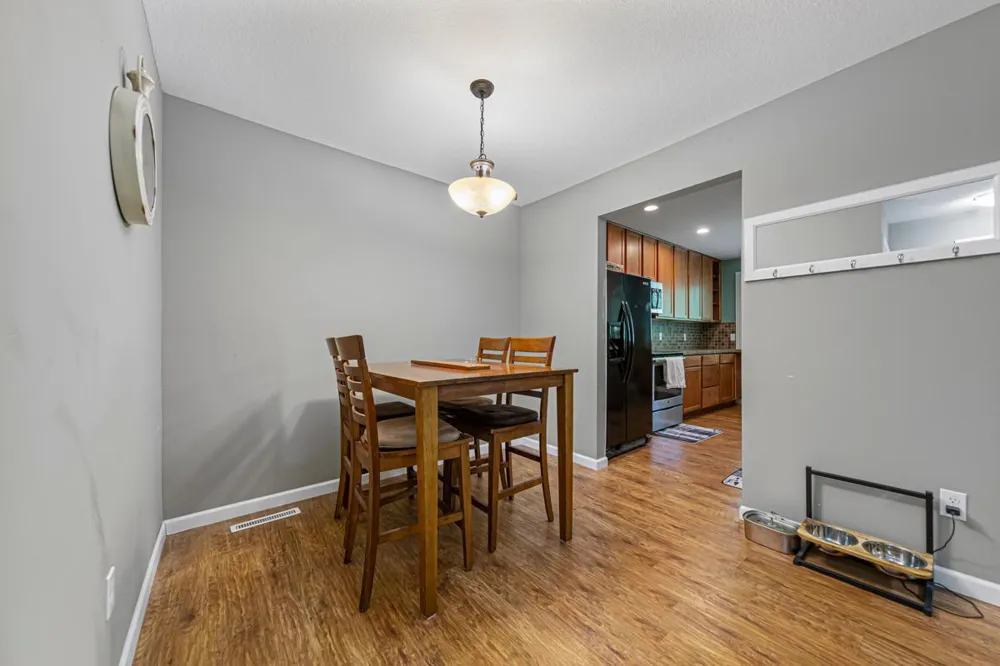 18450 Creeks Bend Drive Minnetonka, MN 55345