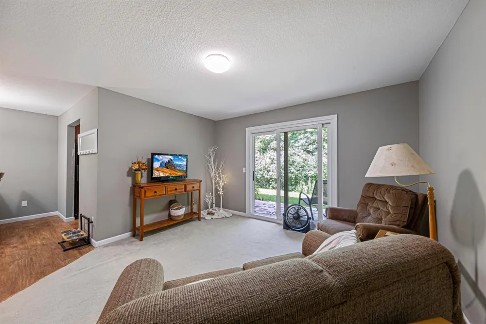 18450 Creeks Bend Drive Minnetonka, MN 55345
