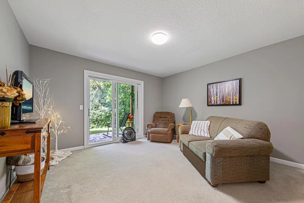 18450 Creeks Bend Drive Minnetonka, MN 55345