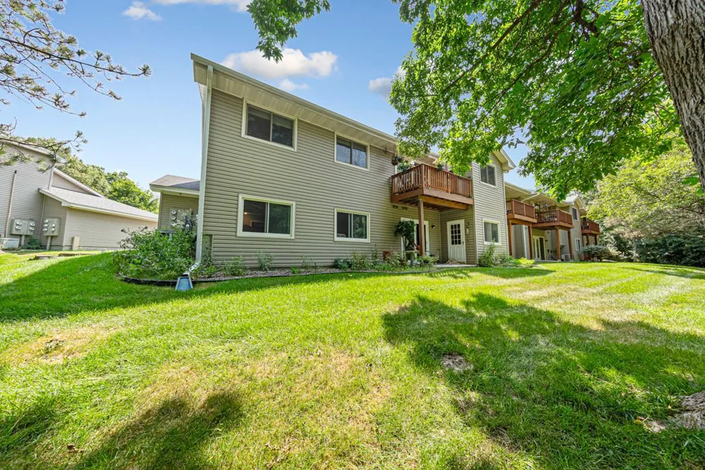 18450 Creeks Bend Drive Minnetonka, MN 55345